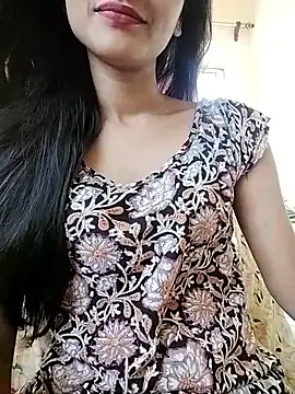 MISSQUEEN48 online show from 04-14-26, 07:36