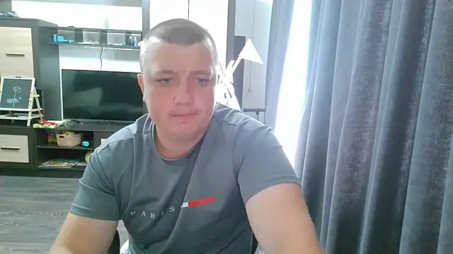 Snapshot of gamblingbum chatting on 06-16-26, 07:55 gamblingbum online show from 06-16-26, 07:55