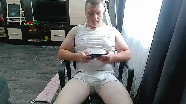 Snapshot of gamblingbum chatting on 06-20-26, 12:52 gamblingbum online show from 06-20-26, 12:52