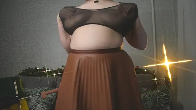 Kira Citro online show from 12-18-24, 11:19