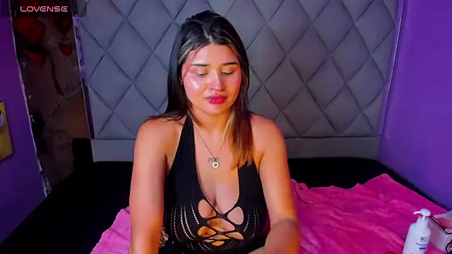 venusowen  online show from 02-28-25, 04:42