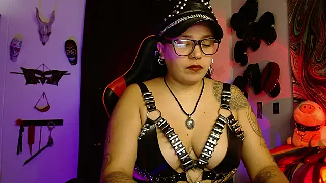 LilithSharon online show from 02-05-26, 04:55