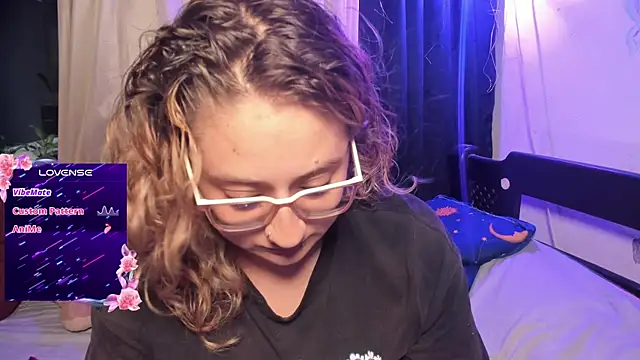 Snapshot of AnnieBigBoobs chatting on 10-02-25, 10:17 AnnieBigBoobs online show from 10-02-25, 10:17