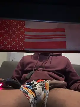 Snapshot of fernandmalach471 chatting on 12-17-24, 02:22 fernandmalach471 online show from 12-17-24, 02:22