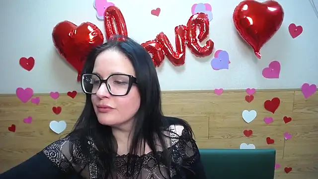 Snapshot of TayaBoret chatting on 02-08-25, 06:22 TayaBoret online show from 02-08-25, 06:22