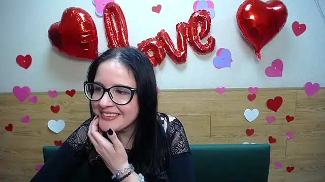 Snapshot of TayaBoret chatting on 02-10-25, 12:19 TayaBoret online show from 02-10-25, 12:19