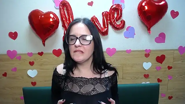 Snapshot of TayaBoret chatting on 02-18-25, 12:15 TayaBoret online show from 02-18-25, 12:15