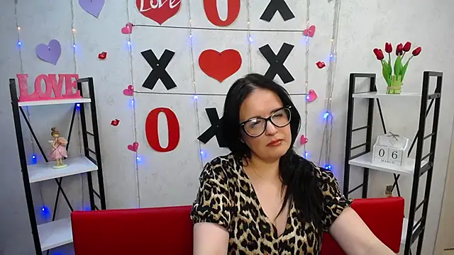 Snapshot of TayaBoret chatting on 03-06-25, 09:20 TayaBoret online show from 03-06-25, 09:20