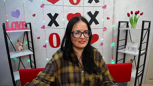 Snapshot of TayaBoret chatting on 03-11-25, 12:33 TayaBoret online show from 03-11-25, 12:33