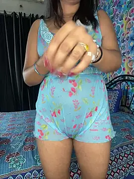 Hot royalbhabhi online show from 02-03-25, 01:40