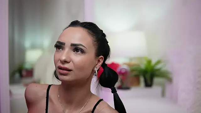 MaraJolie online show from 02-25-25, 04:03