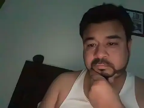 Snapshot of coolboy6566 chatting on 11-06-25, 07:26 coolboy6566 online show from 11-06-25, 07:26