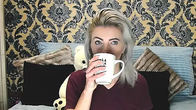 Aly girl1 online show from 02-23-25, 11:33