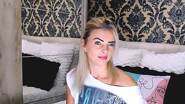 Aly girl1 online show from 09-26-25, 08:29