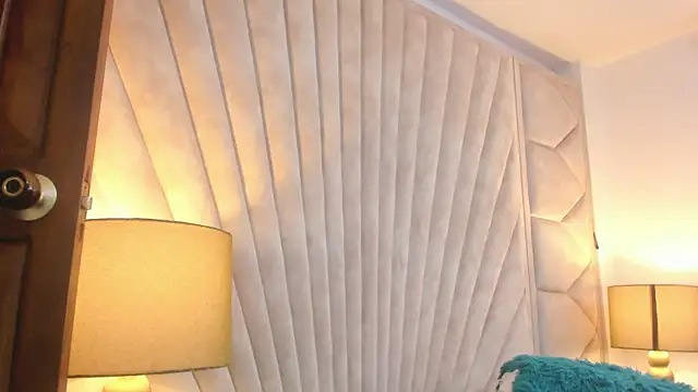 Snapshot of Jade_squirtt chatting on 10-20-25, 02:28 Jade squirtt online show from 10-20-25, 02:28