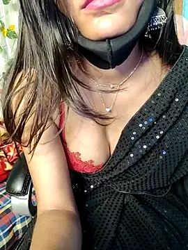 Snapshot of Reena_Singh53 chatting on 03-16-25, 07:17 Reena Singh53 online show from 03-16-25, 07:17