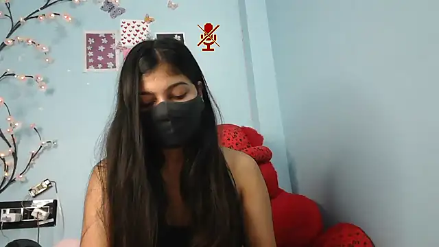 Snapshot of Reena_Singh53 chatting on 09-27-25, 02:44 Reena Singh53 online show from 09-27-25, 02:44