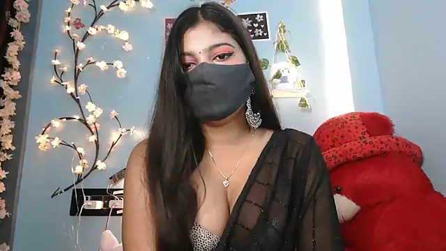 Snapshot of Reena_Singh53 chatting on 10-27-25, 01:26 Reena Singh53 online show from 10-27-25, 01:26