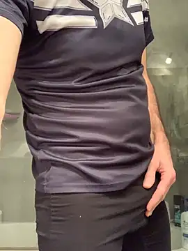 Snapshot of MaxVain chatting on 01-16-25, 02:30 MaxVain online show from 01-16-25, 02:30