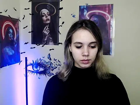  StAcY online show from 11-17-25, 07:14