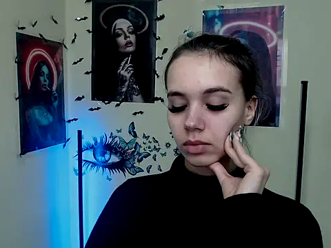  StAcY online show from 11-22-25, 05:28