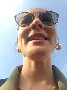 Hanny 24 online show from 02-16-25, 01:49