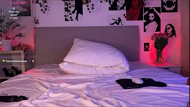 Lisa Moones online show from 03-05-26, 03:30