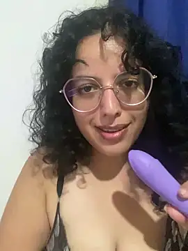 Snapshot of babyluna939 chatting on 03-08-25, 04:23 babyluna939 online show from 03-08-25, 04:23