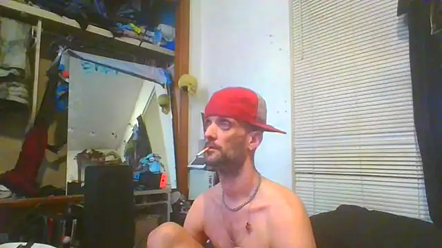 Snapshot of slinginbigD chatting on 02-09-25, 10:42 slinginbigD online show from 02-09-25, 10:42