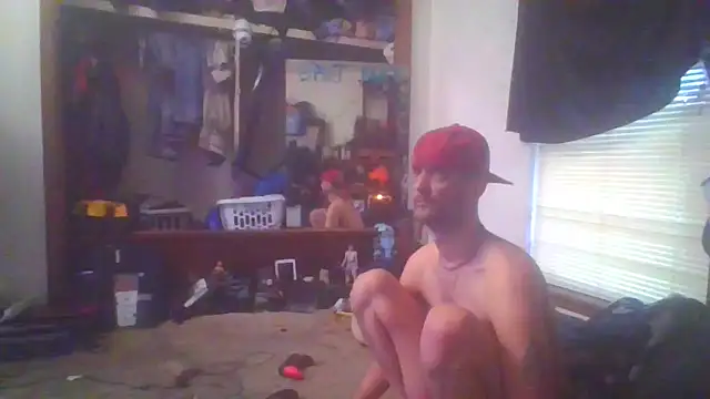 Snapshot of slinginbigD chatting on 02-19-25, 11:36 slinginbigD online show from 02-19-25, 11:36