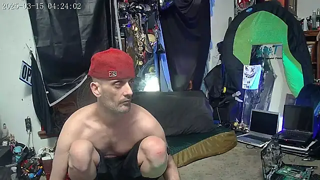 Snapshot of slinginbigD chatting on 03-15-25, 10:24 slinginbigD online show from 03-15-25, 10:24