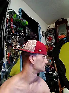 Snapshot of slinginbigD chatting on 03-23-25, 06:37 slinginbigD online show from 03-23-25, 06:37