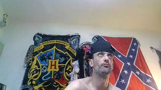 Snapshot of slinginbigD chatting on 11-06-25, 04:46 slinginbigD online show from 11-06-25, 04:46