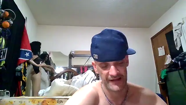 slinginbigD online show from 04-15-26, 03:13