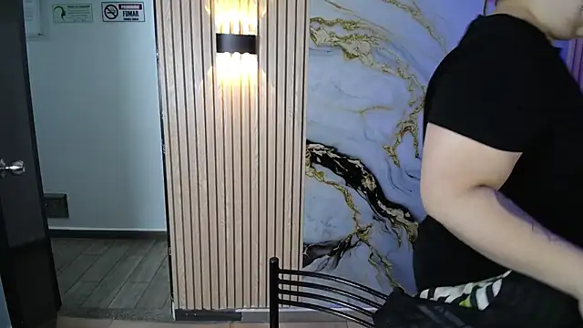 Bruja  Scarlata online show from 10-29-25, 10:06