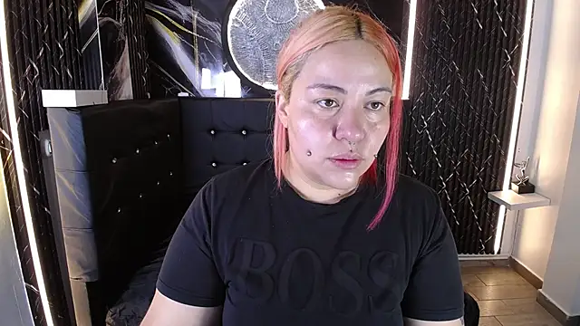 Bruja  Scarlata online show from 12-16-25, 10:20