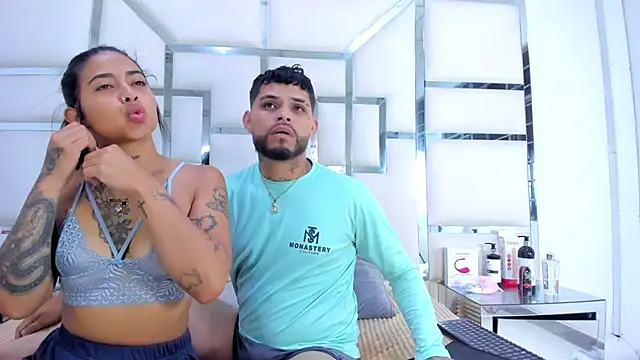 MelissaAndZeuss online show from 10-08-25, 06:11