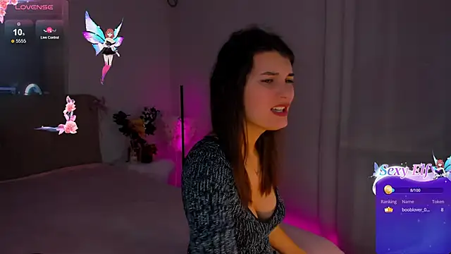 Snapshot of Laura_Leee chatting on 01-07-25, 09:29 Laura Leee online show from 01-07-25, 09:29