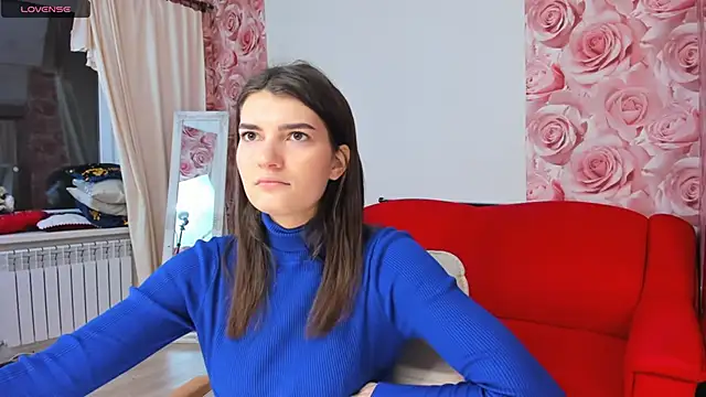 Snapshot of Laura_Leee chatting on 01-15-25, 06:22 Laura Leee online show from 01-15-25, 06:22