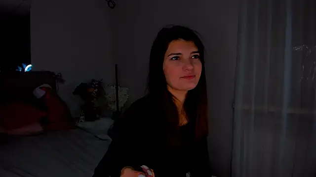 Snapshot of Laura_Leee chatting on 01-17-25, 06:15 Laura Leee online show from 01-17-25, 06:15