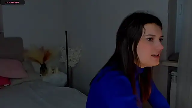 Snapshot of Laura_Leee chatting on 02-02-25, 06:26 Laura Leee online show from 02-02-25, 06:26