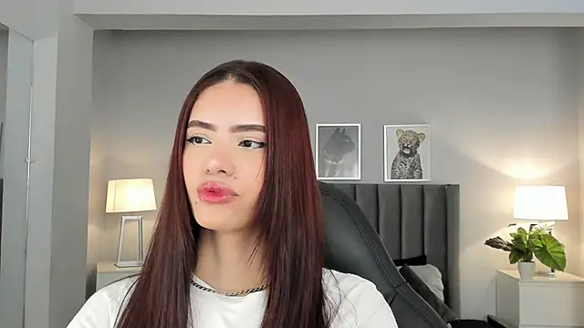 Snapshot of Madie__collins chatting on 03-07-25, 11:07 Madie collins online show from 03-07-25, 11:07