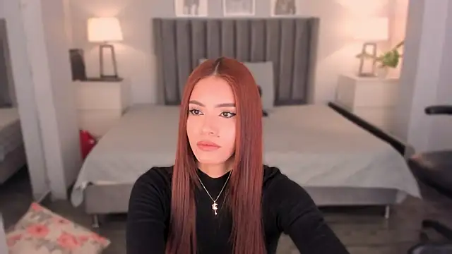 Snapshot of Madie__collins chatting on 09-25-25, 10:08 Madie collins online show from 09-25-25, 10:08