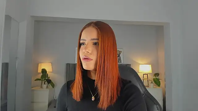 Snapshot of Madie__collins chatting on 12-05-25, 11:41 Madie collins online show from 12-05-25, 11:41