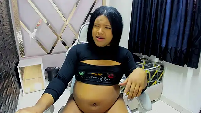 ShanayaKops online show from 12-21-25, 01:29