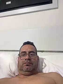 Snapshot of party2025 chatting on 02-17-26, 10:38 party2025 online show from 02-17-26, 10:38