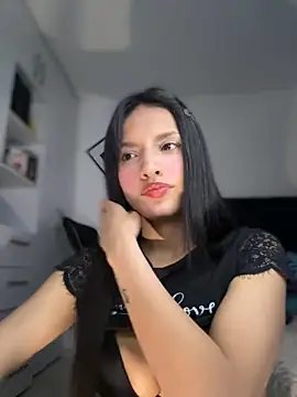 Snapshot of Dulceeany chatting on 12-03-25, 12:51 Dulceeany online show from 12-03-25, 12:51