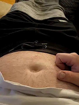 Snapshot of OdinWolf1990 chatting on 11-06-25, 08:10 OdinWolf1990 online show from 11-06-25, 08:10