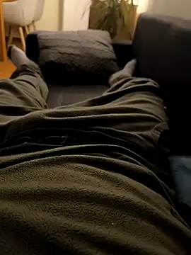 Snapshot of OdinWolf1990 chatting on 11-18-25, 06:07 OdinWolf1990 online show from 11-18-25, 06:07