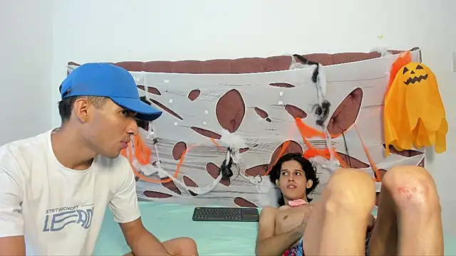 jony honey online show from 10-28-25, 01:14